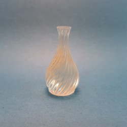 گلدان تراش خورده